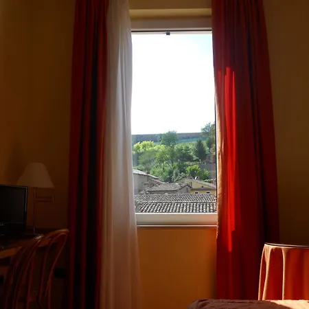 Italia 3*