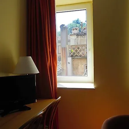 Italia 3* Urbino