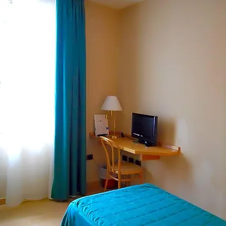 Hotel Italia 3*