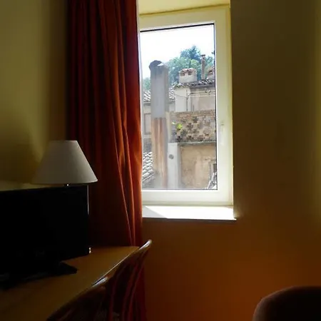 Italia Hotel 3*